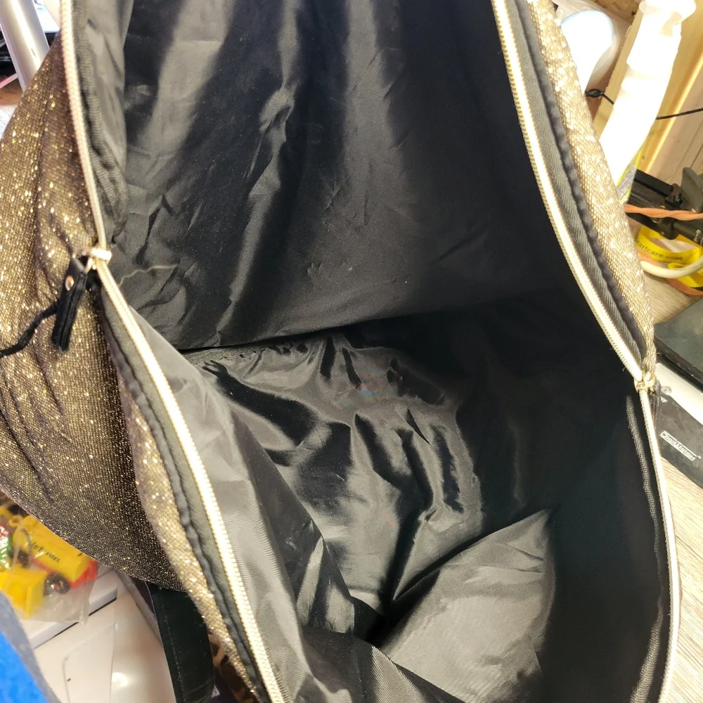 Victoria's‎ Secret Metallic Gold Glittery Tote Bag - Picture 4 of 4